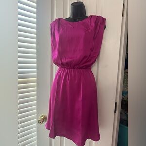 Jodiful brand new satin pink dress size small